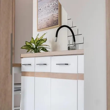 Irisz Teljes Haz فيلة Balatonmáriafürdő