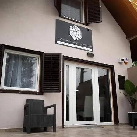 Irisz Teljes Haz * Balatonmáriafürdő