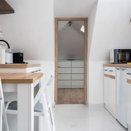 Irisz Teljes Haz Villa Balatonmariafurdo