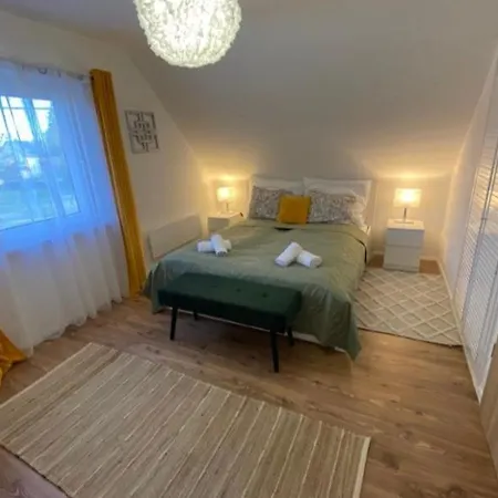 Irisz Teljes Haz Balatonmariafurdo