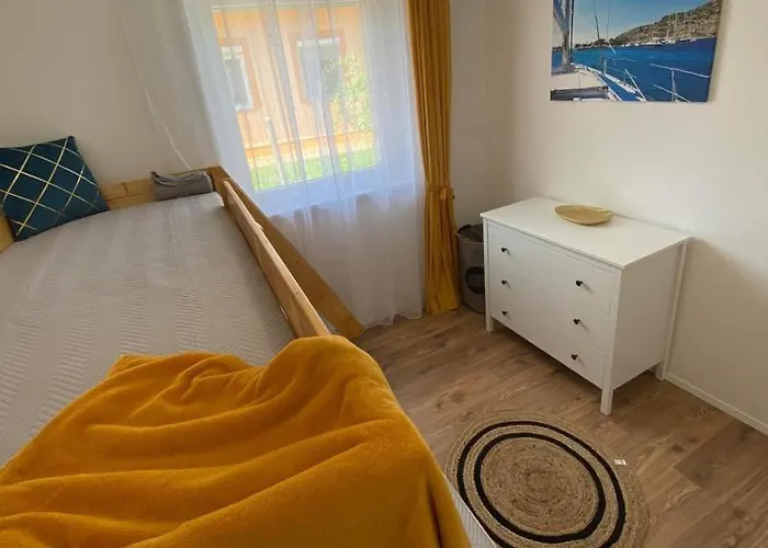 Irisz Teljes Haz * Balatonmáriafürdő